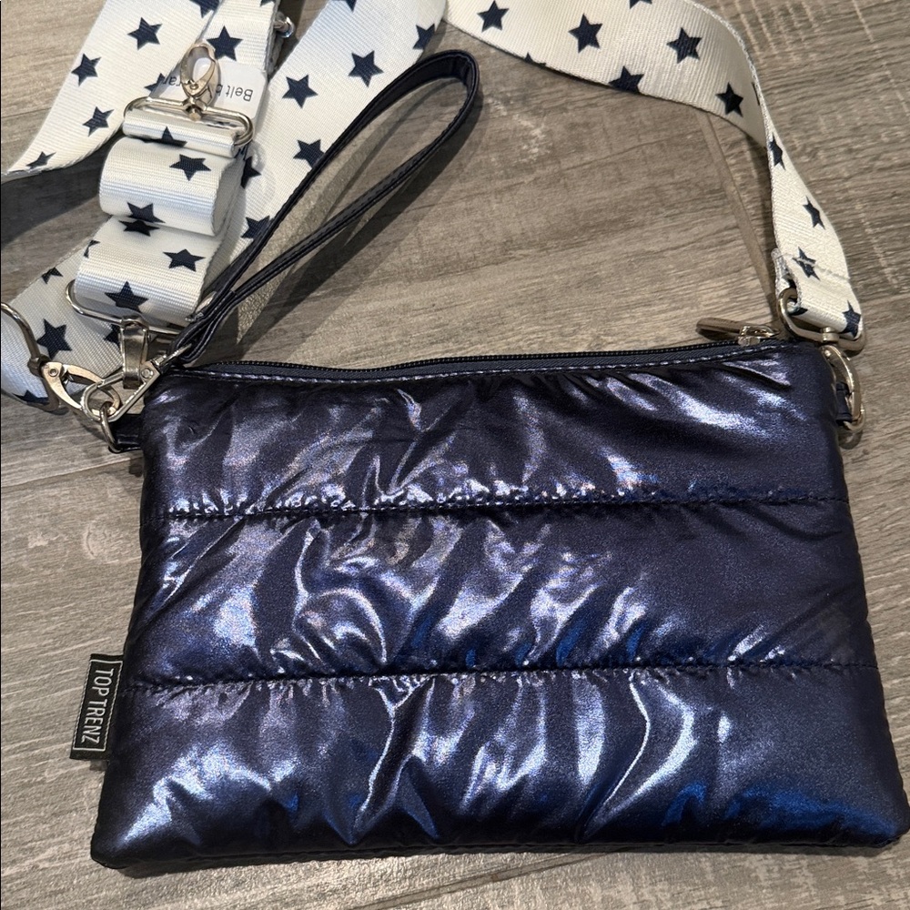 Old navy leggings lrg Star-Print Strap Navy Shiny Wristlet Clutch 2 pc - Picture 5 of 7